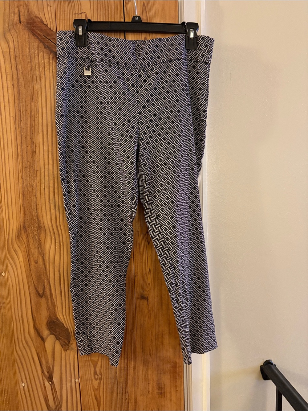 Printed Black & White Capri Pants - Women's Stretch Knit